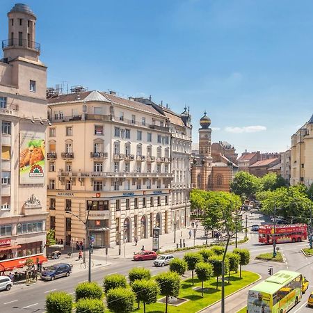 Modernized Unique Huge Central Apartment On 135Sqm Budapeste Exterior foto
