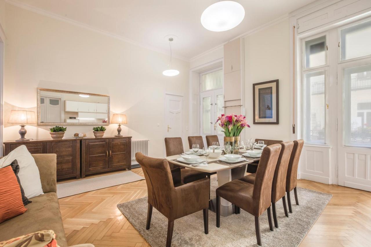 Modernized Unique Huge Central Apartment On 135Sqm Budapeste Exterior foto